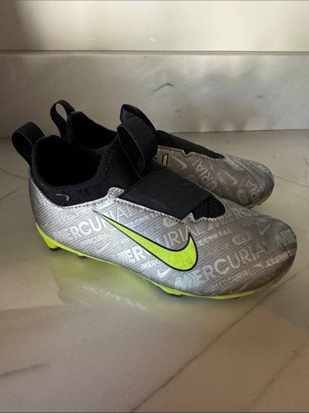 Nike Kids' Mercurial Soccer Cleats — Gray and Volt Size 12.5